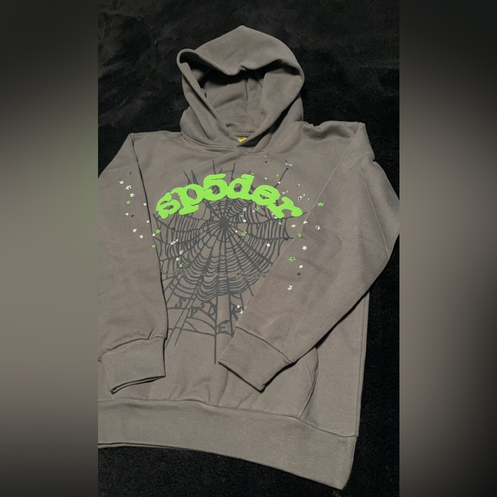 Grey and Green Sp5der Hoodie Size Small🕸️